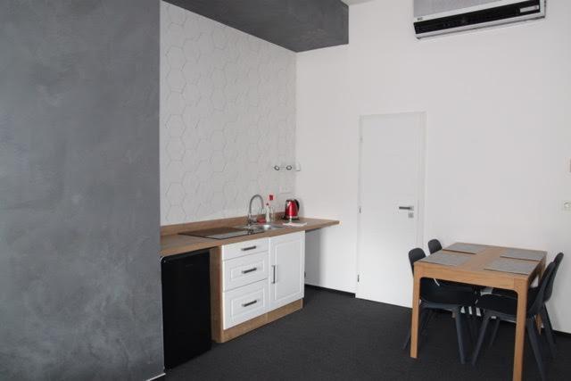 Downtown Apartments room 6